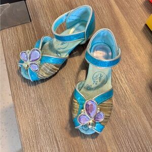Jasmine shoes